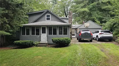 26 Tucker St, Glocester, RI 02814