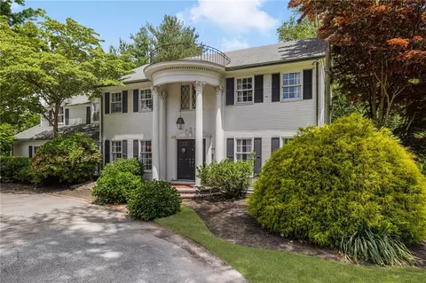 555 Wilbur Ave, Cranston, RI 02921
