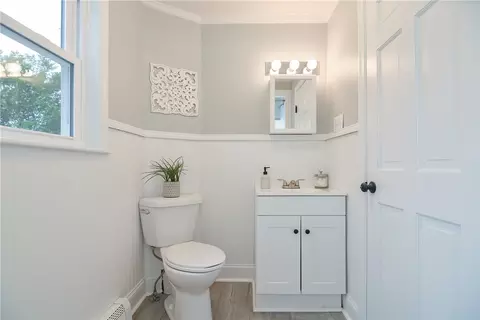 39 Sowamsett Ave, Warren, RI 02885 photo 29