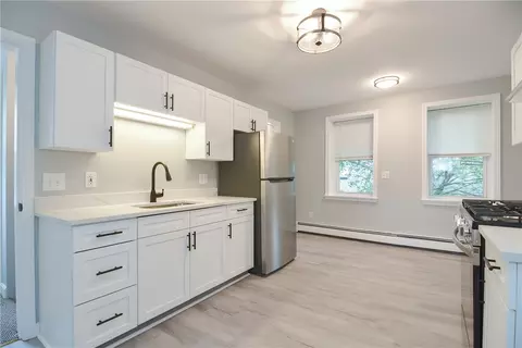39 Sowamsett Ave, Warren, RI 02885 photo 36