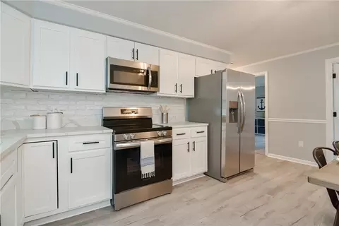 39 Sowamsett Ave, Warren, RI 02885 photo 24