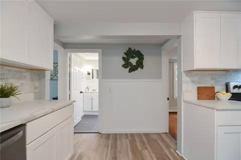 39 Sowamsett Ave, Warren, RI 02885 photo 10