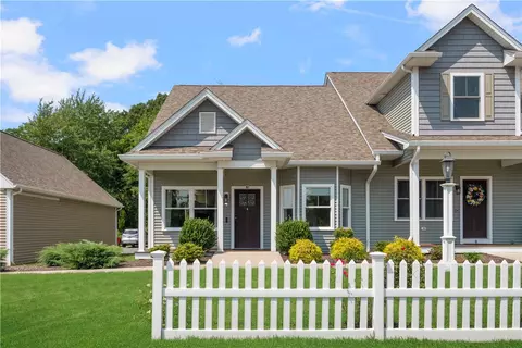 1975 W Shore Rd #10, Warwick, RI 02889