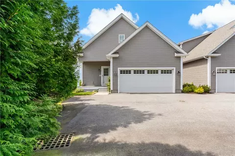 4877 Tower Hill Rd #E, South Kingstown, RI 02879