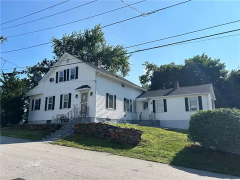 62 Marlborough St, East Greenwich, RI 02818