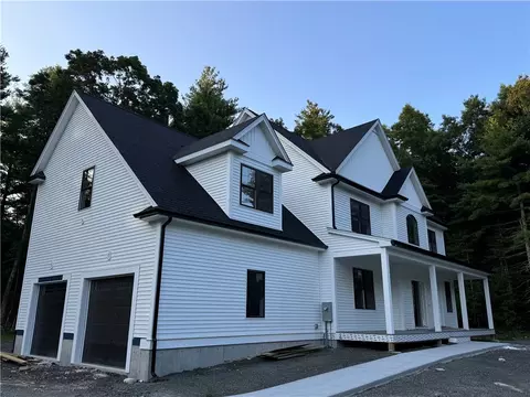 3 Kylie Cir, Smithfield, RI 02917