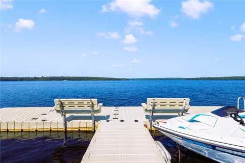 31 Ricks Rd, Charlestown, RI 02813