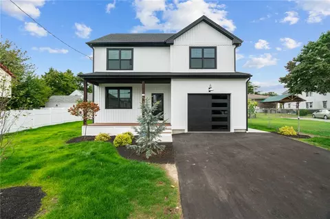 75 Connecticut St, Cranston, RI 02920