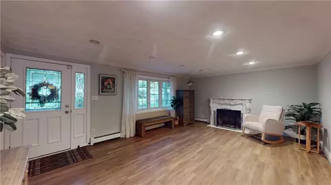 71 Duchess St, Warwick, RI 02886 photo 6