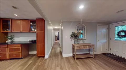71 Duchess St, Warwick, RI 02886 photo 9