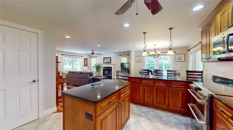 14 Crestview Dr, Westerly, RI 02891 photo 12