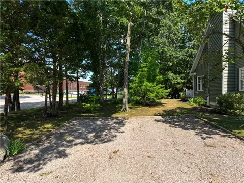 14 Crestview Dr, Westerly, RI 02891 photo 29