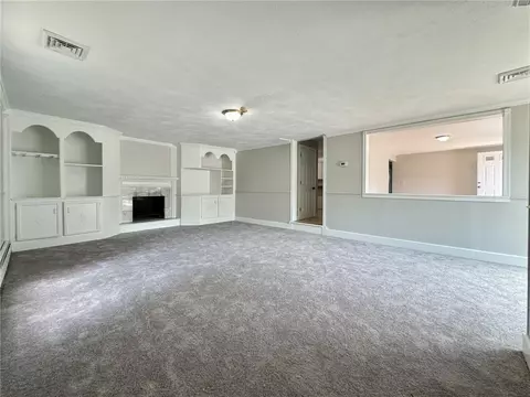 Living - 2 Michael Ct, Coventry, RI 02816 photo 5 of 7