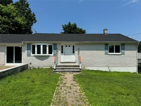 Exterior - 2 Michael Ct, Coventry, RI 02816 photo 11 of 12