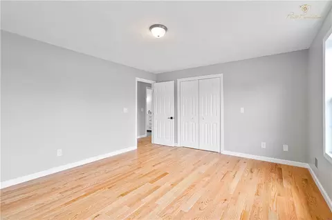 Bedroom - 11 Leah Dr, Cranston, RI 02921 photo 3 of 4