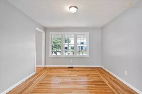 Living - 11 Leah Dr, Cranston, RI 02921 photo 5 of 5