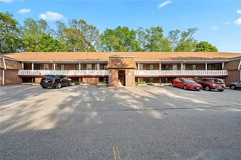 567 Smithfield Rd #36, North Providence, RI 02904