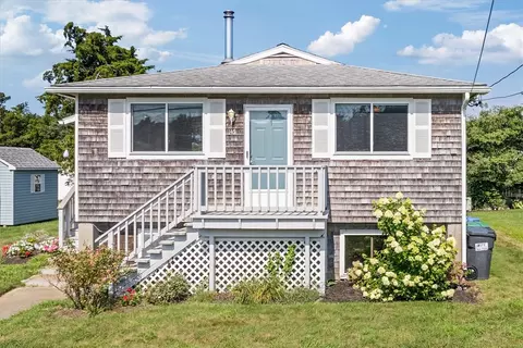45 Tupelo Rd, South Kingstown, RI 02879