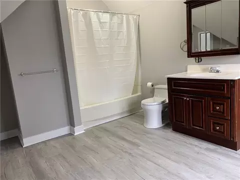 Bath - 7 Summer St, Woonsocket, RI 02895 photo 5 of 5