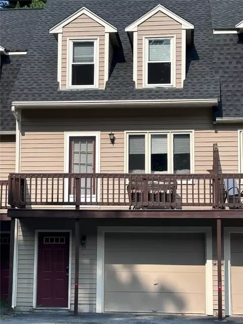 15 Sanwood Dr, Burrillville, RI 02830