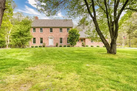 42 Emerson Way, South Kingstown, RI 02879