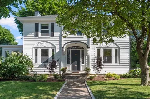256 Hillside Ave, Pawtucket, RI 02860