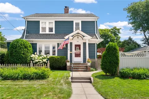 104 Alexander St, Cranston, RI 02910