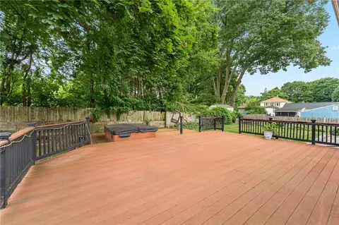 Exterior - 132 Avenue B, Woonsocket, RI 02895 photo 4 of 5