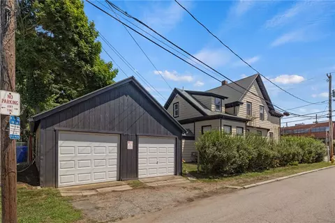 524 Central Ave, Pawtucket, RI 02861