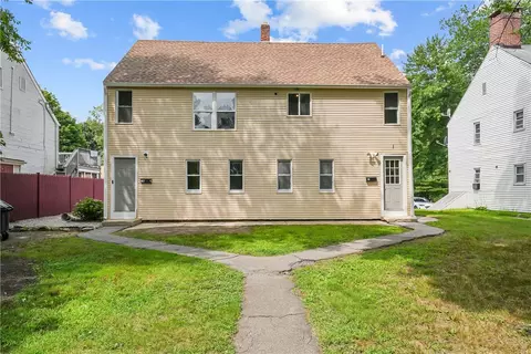 1 Hill St, Coventry, RI 02816