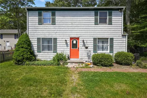 22 Huckleberry Trl, Narragansett, RI 02874