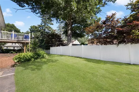 4 Dixie Ave, Warwick, RI 02889 photo 32