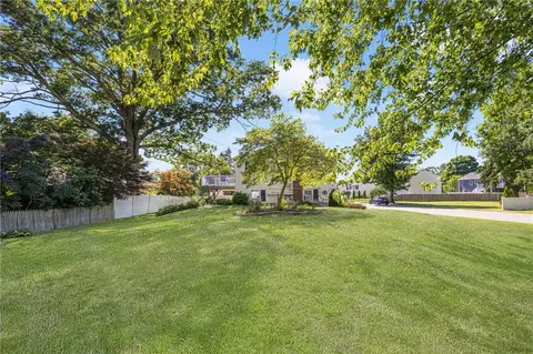 4 Dixie Ave, Warwick, RI 02889 photo 33