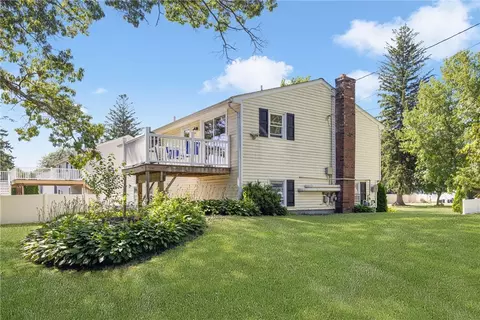 4 Dixie Ave, Warwick, RI 02889 photo 3