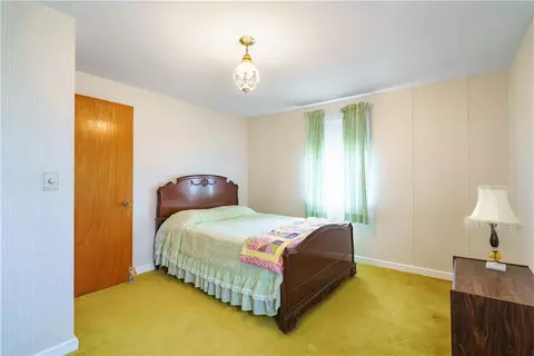 Bedroom - 113 Potomac Rd, Warwick, RI 02888 photo 4 of 6