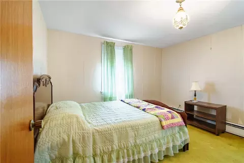Bedroom - 113 Potomac Rd, Warwick, RI 02888 photo 3 of 6