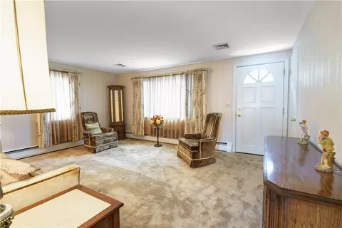 Living - 113 Potomac Rd, Warwick, RI 02888 photo 1 of 3