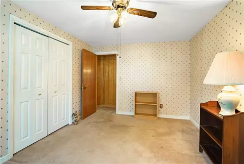 Bedroom - 113 Potomac Rd, Warwick, RI 02888 photo 2 of 6
