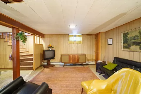 Living - 113 Potomac Rd, Warwick, RI 02888 photo 3 of 3