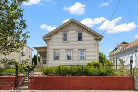 189 Dexter St, Providence, RI 02907