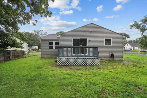 23 Yellowstone Ave, Warwick, RI 02888 photo 46