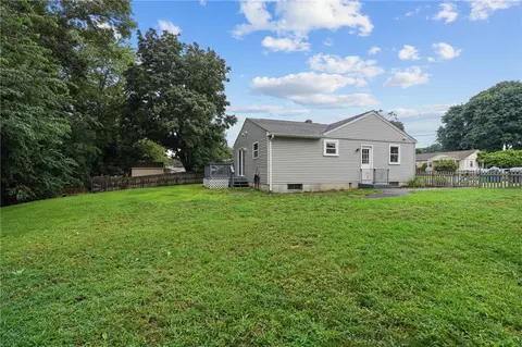 23 Yellowstone Ave, Warwick, RI 02888 photo 49