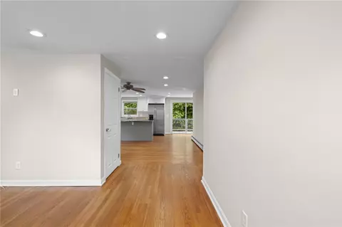 23 Yellowstone Ave, Warwick, RI 02888 photo 8