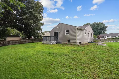 23 Yellowstone Ave, Warwick, RI 02888 photo 47