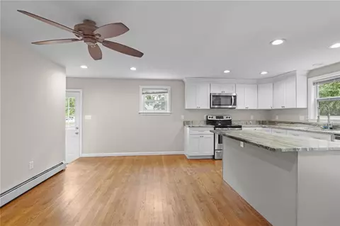 23 Yellowstone Ave, Warwick, RI 02888 photo 20