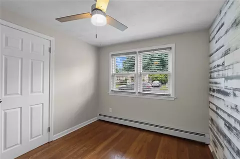 23 Yellowstone Ave, Warwick, RI 02888 photo 24