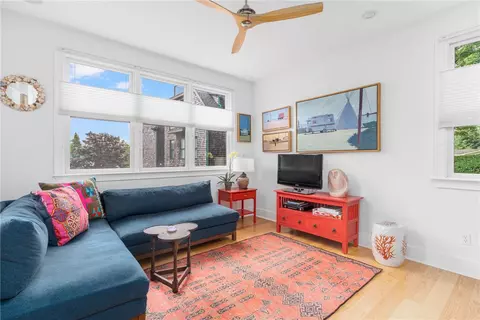 55 Roseneath Ave #AX, Newport, RI 02840