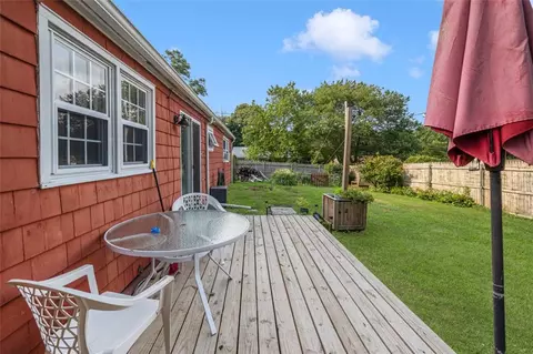 Exterior - 70 Broadbent St, Warwick, RI 02886 photo 4 of 11