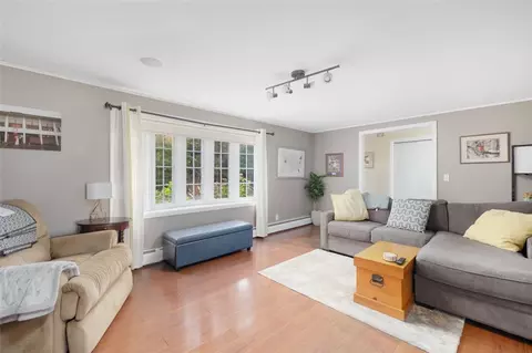 Living - 70 Broadbent St, Warwick, RI 02886 photo 1 of 4