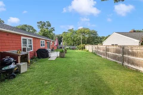 Exterior - 70 Broadbent St, Warwick, RI 02886 photo 7 of 11